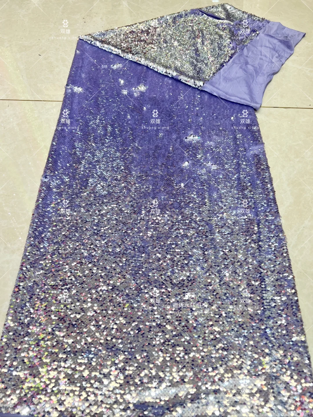 谁懂啊???好喜欢这种闪闪发光的面料✨✨?