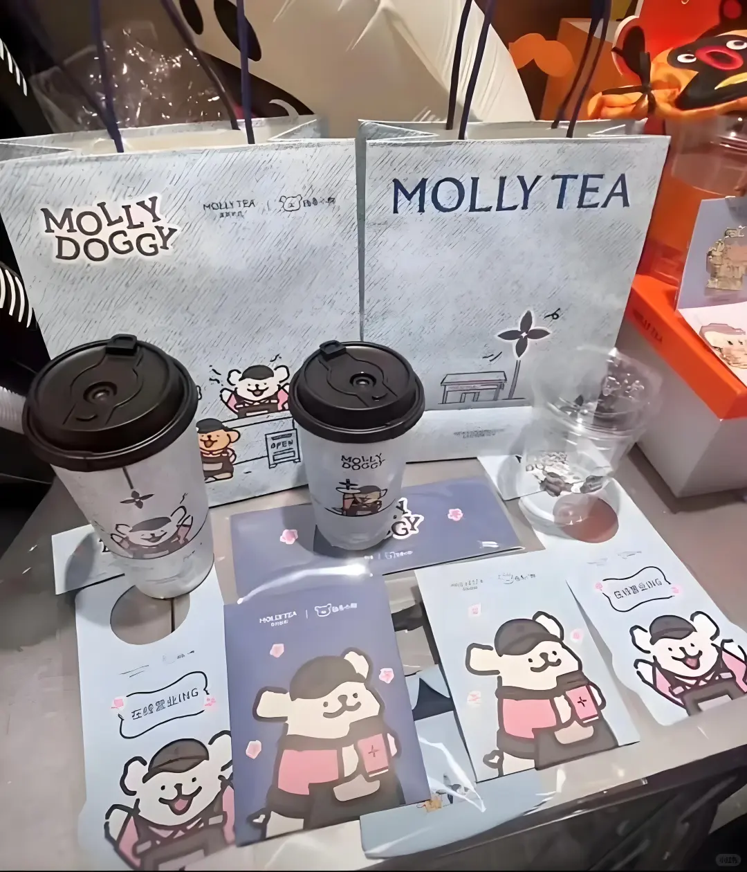 ?传下去！茉莉奶白✖️线条小狗联名‼️