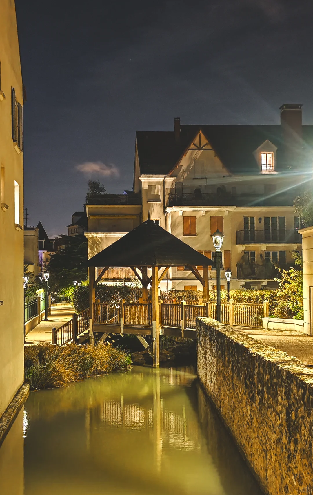 ??21世纪欧洲人热衷于新建中世纪城镇