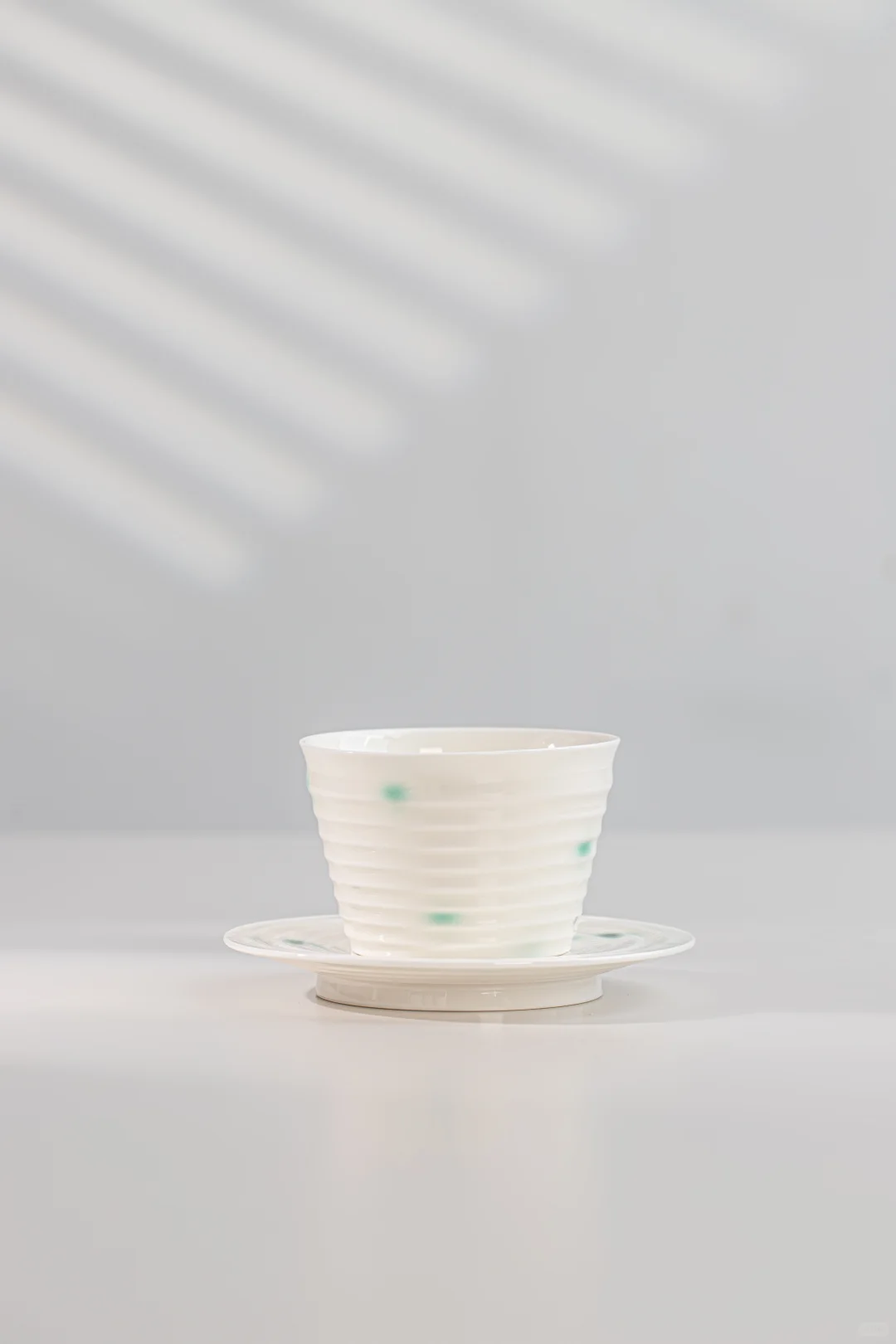 云汀手作｜集亩系列绿彩水波纹猪口杯