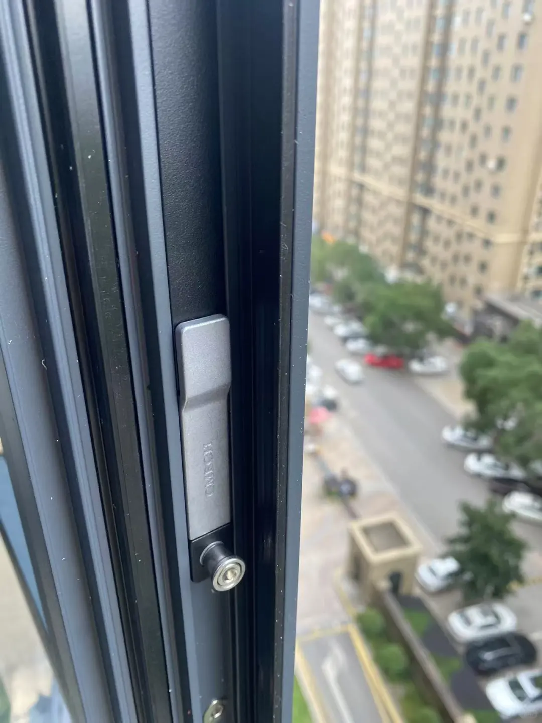 东阳旧窗换窗，封窗，断桥铝门窗看细节