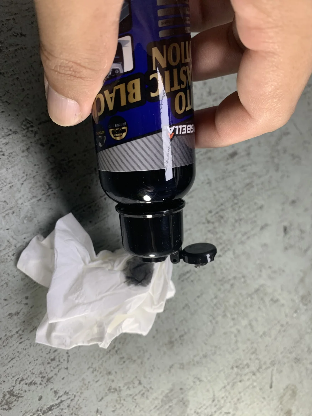 Mr Diy 修复白化黑塑胶