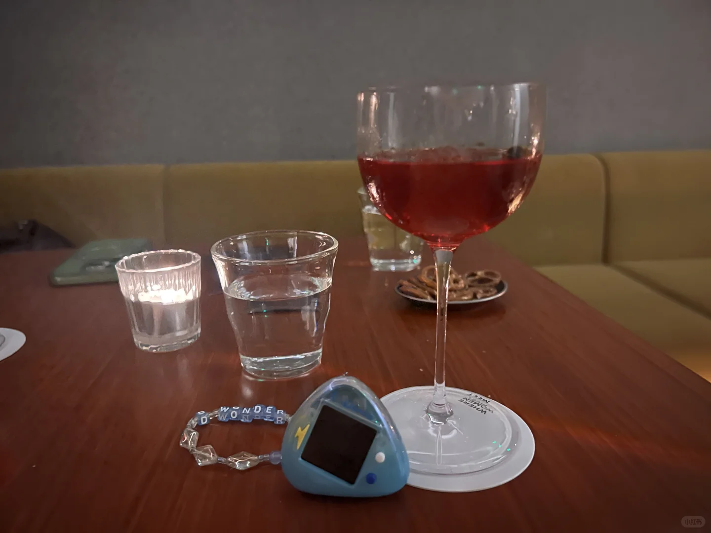 一只会发光?的电子宠物