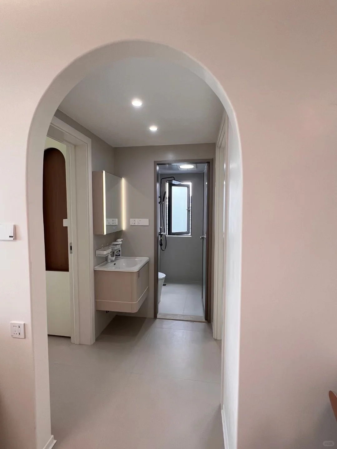 69㎡装出90㎡的既视感！小户型奶油风直接抄