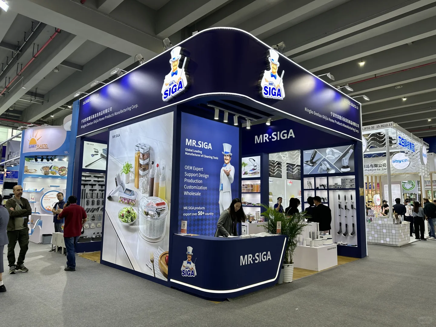 广交会二期现场直击！展台设计卷疯了?