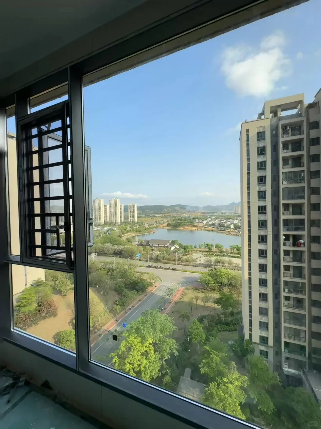 恭喜你找到门窗厂家。