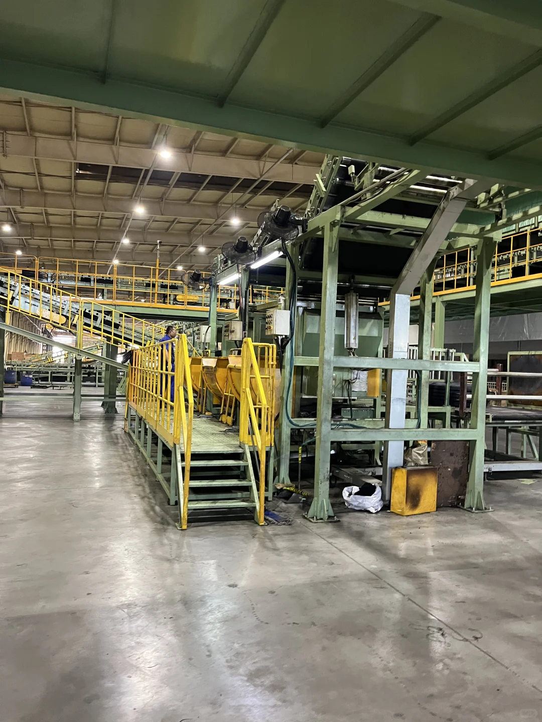 看看轮胎是怎么生产的～