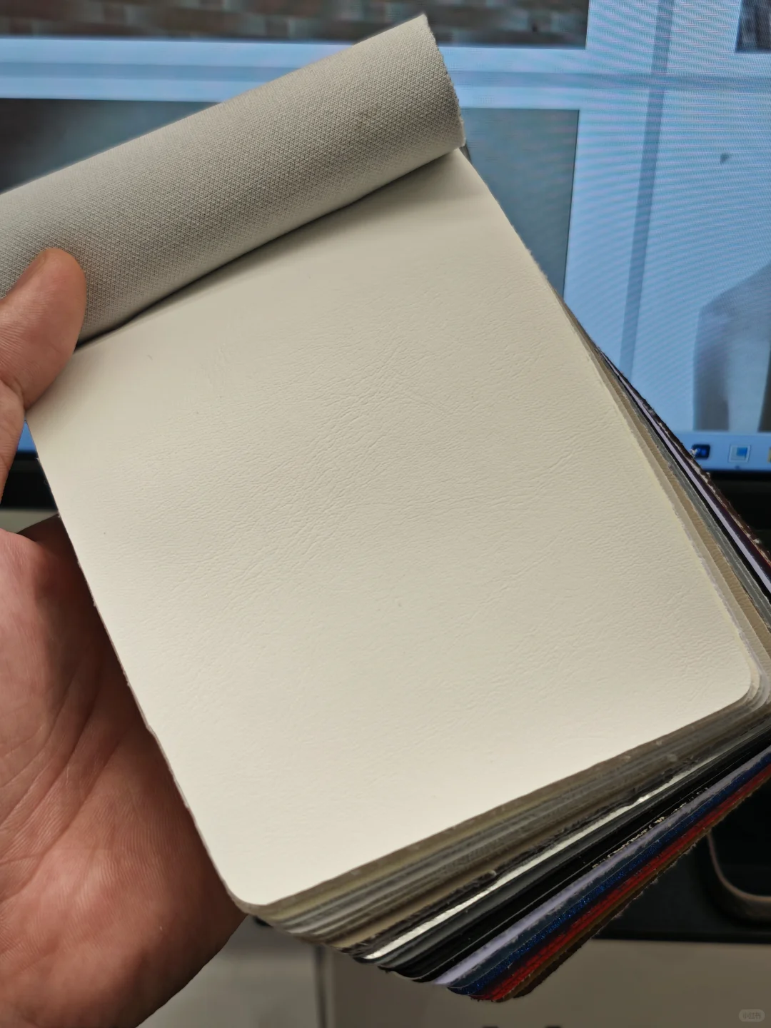 ?CMF｜未来材料之有机硅高性能皮革