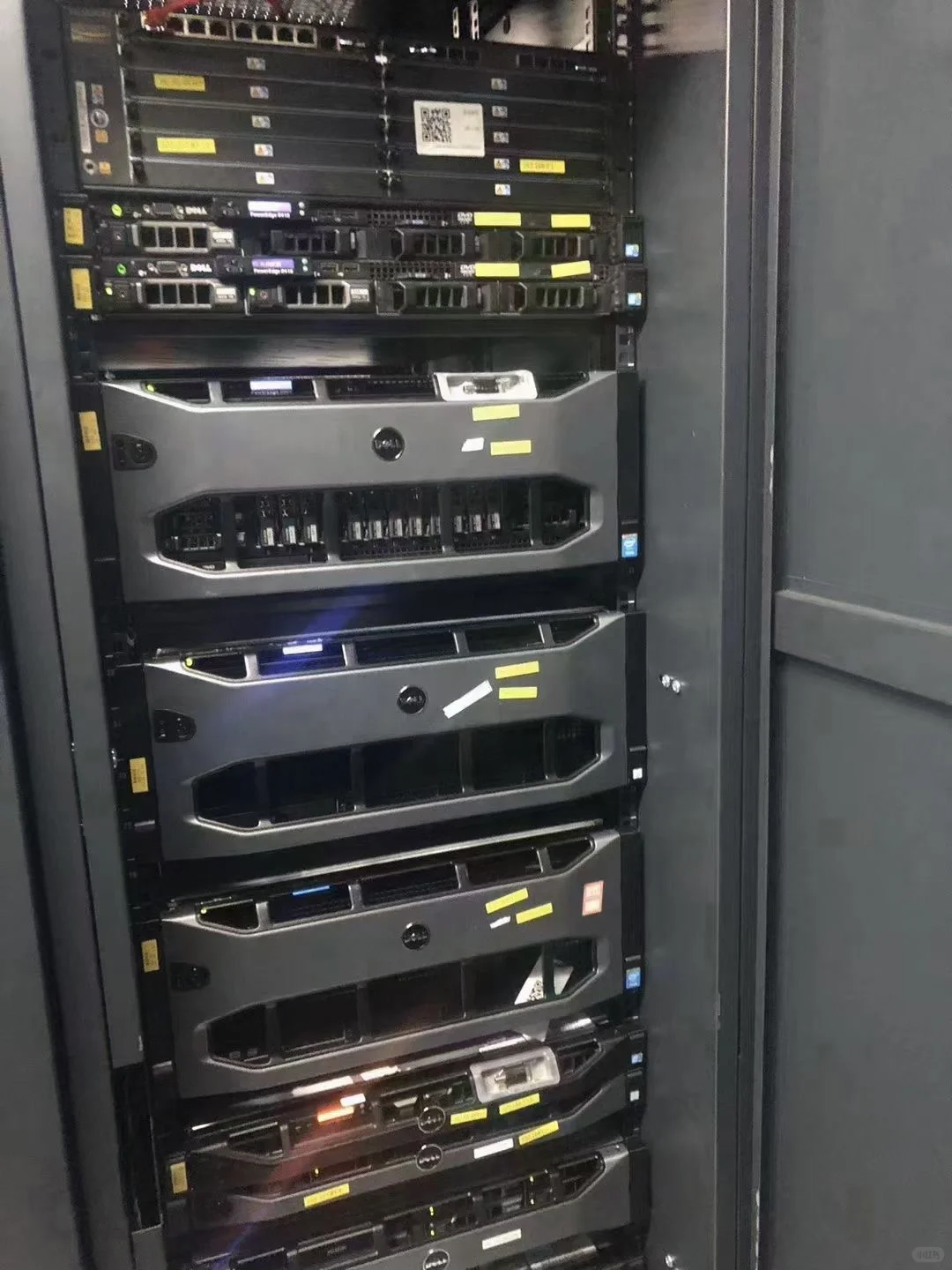 专业机房服务器回收，通信设备 电脑回收