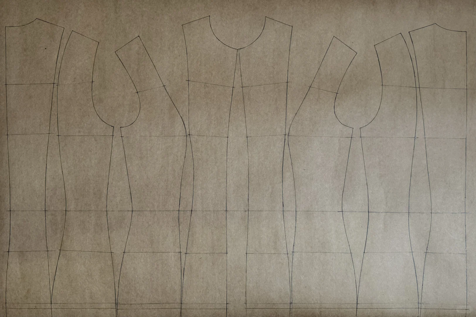 新手小白也能自己做出一个精准的紧身原型