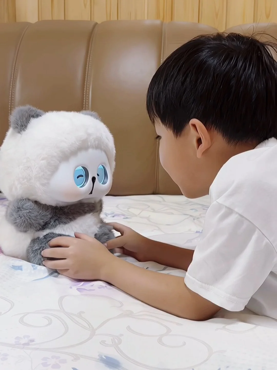 暑假玩伴找到了！电子毛孩子比我更会陪娃