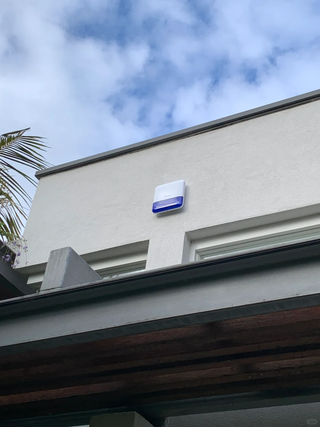 海康室内红外报警器，防盗必备，手机控制