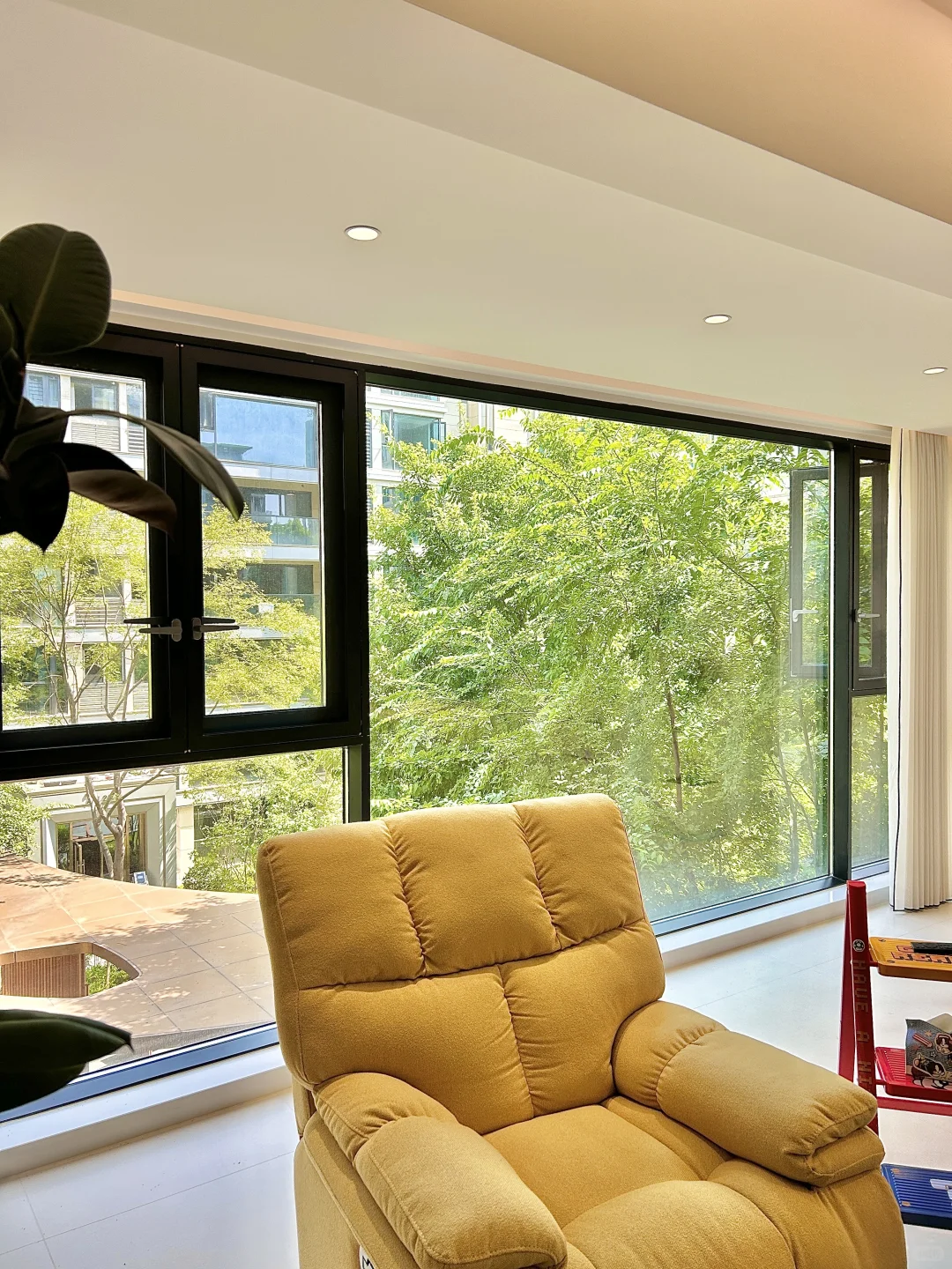 1.4w搞定13平封窗，现在人见人夸?