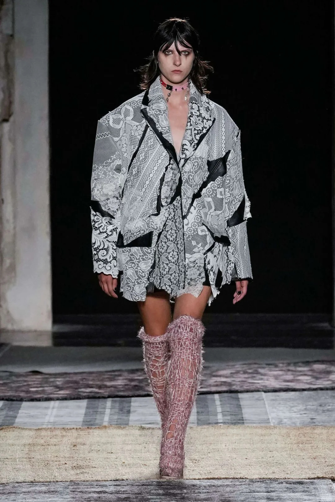 怎样运用颜色理论进行形象规划？