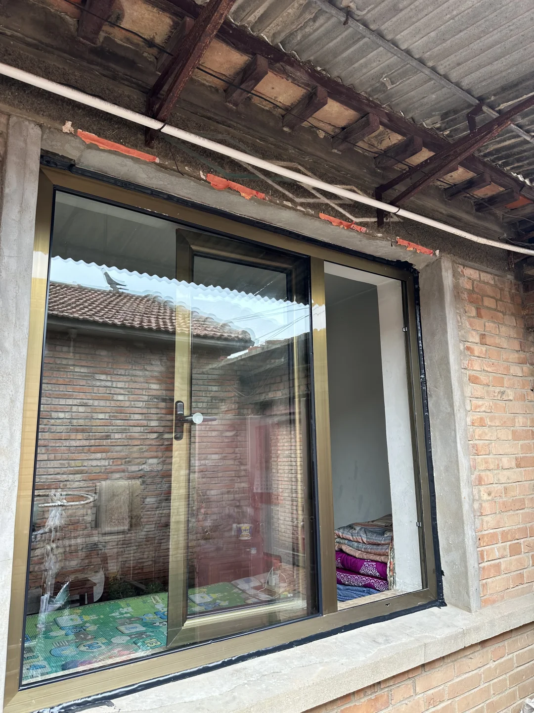 村屋改造之旧窗换新窗?