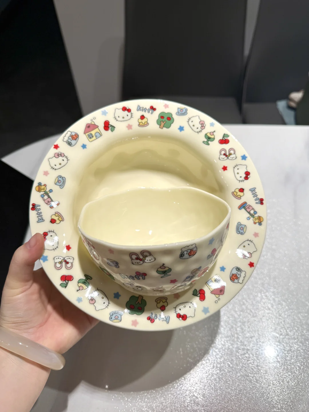 kitty ﾐ・◦・ﾐ ?