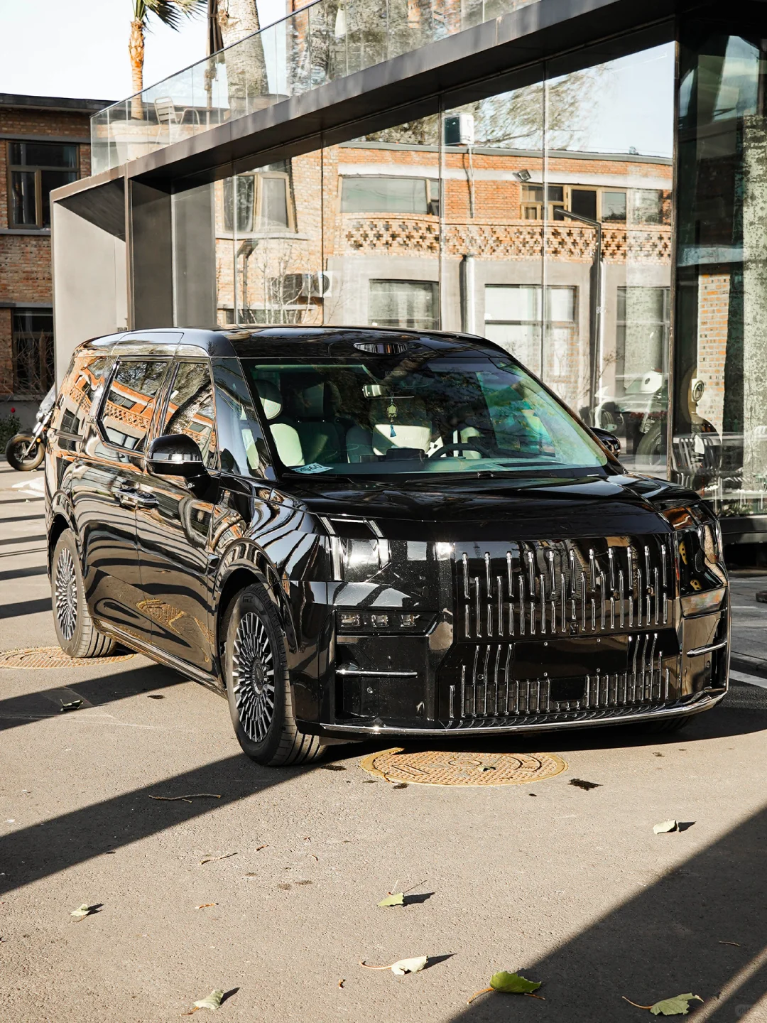 极氪009车主别纠结！大灯膜到底要不要贴？