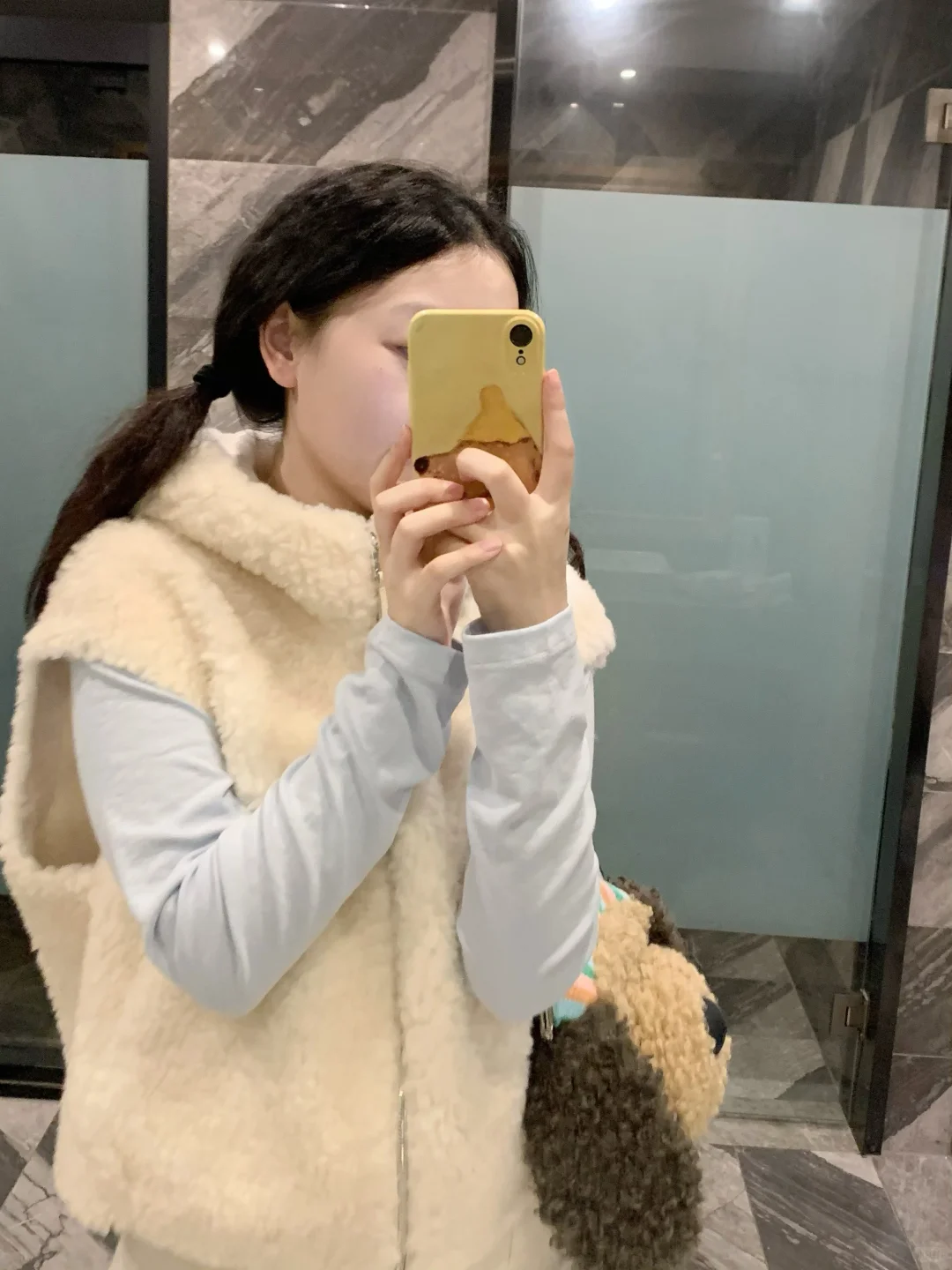 啊啊啊连帽好看还是翻领好看啊！