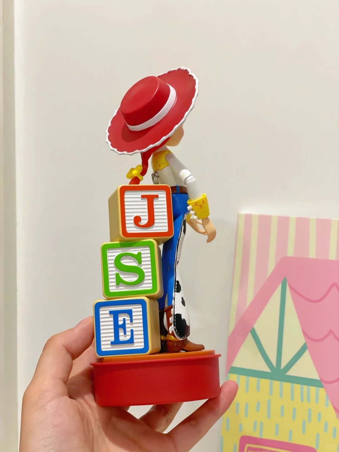 翠丝控狂喜！机器人萌到心巴上