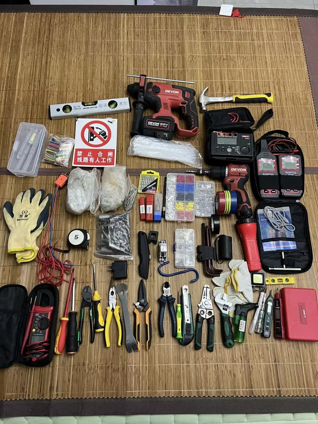 上海上门电工电路跳闸短路维修 全市上门