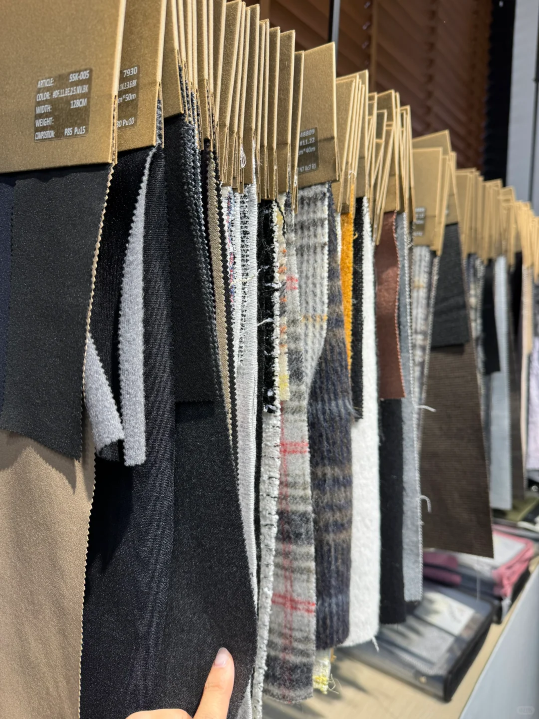 走不动了，老鼠掉进了大米缸…