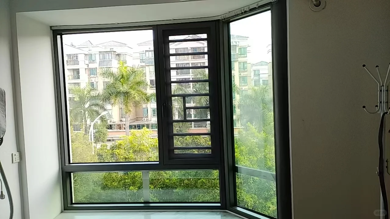 438一方断桥平开窗封阳台隔音隔热平开窗
