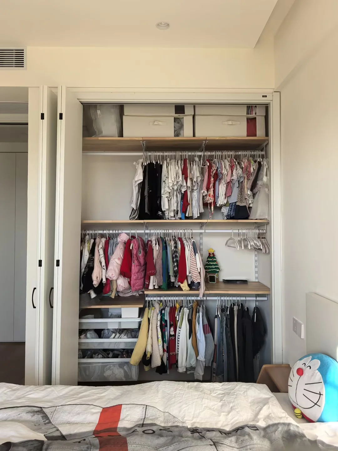 听了爸妈话，给孩子装修了会成长的衣柜