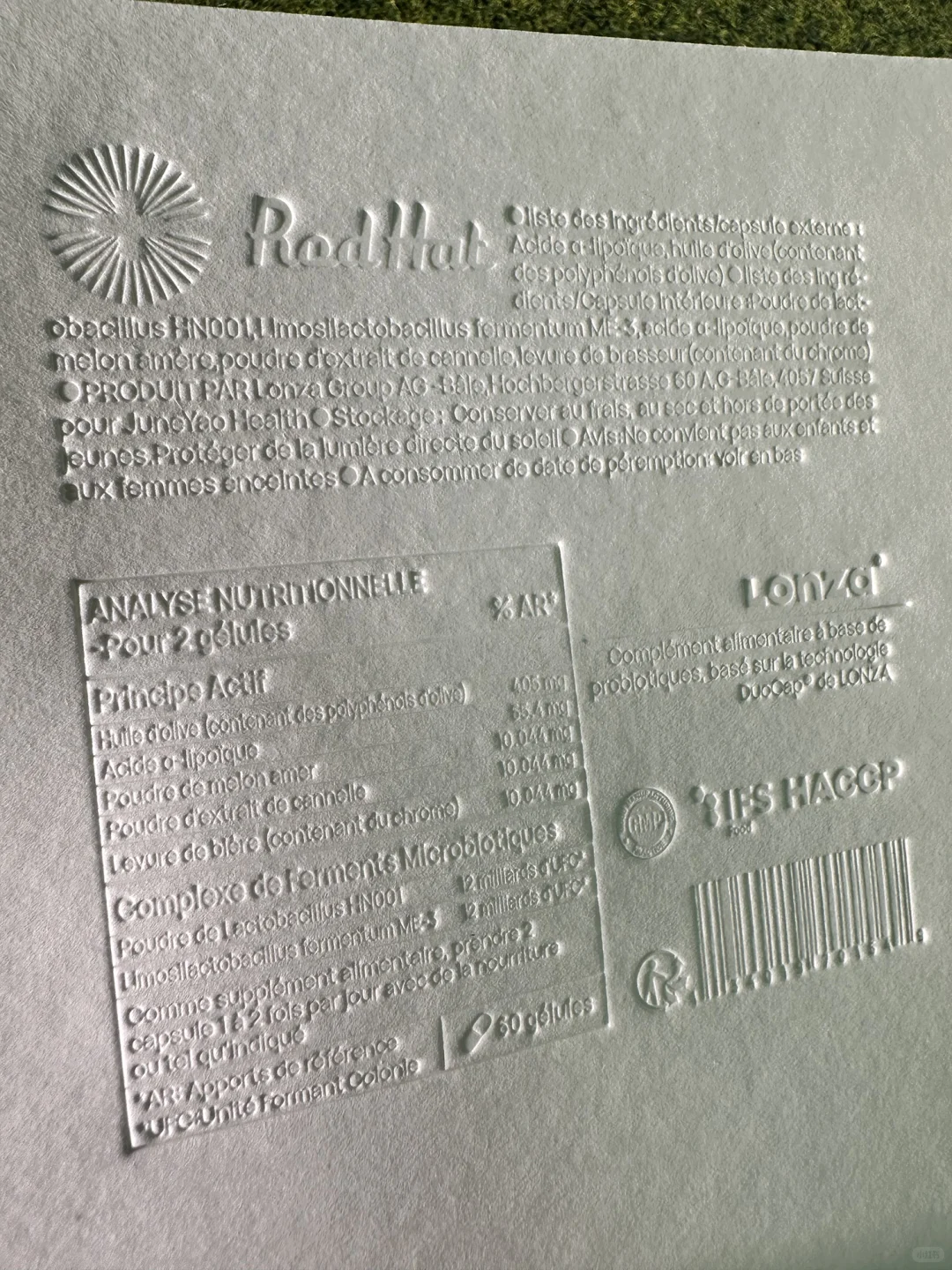 无色压凹完美呈现文字的美！不拘泥印刷