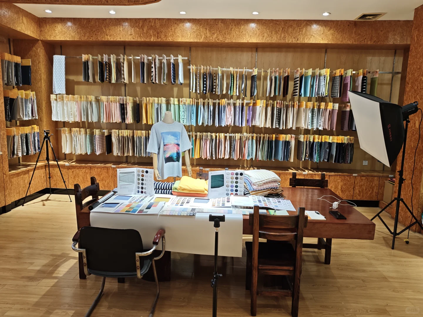 ? 来广东邦诚的宝藏布料展厅挖宝啦!