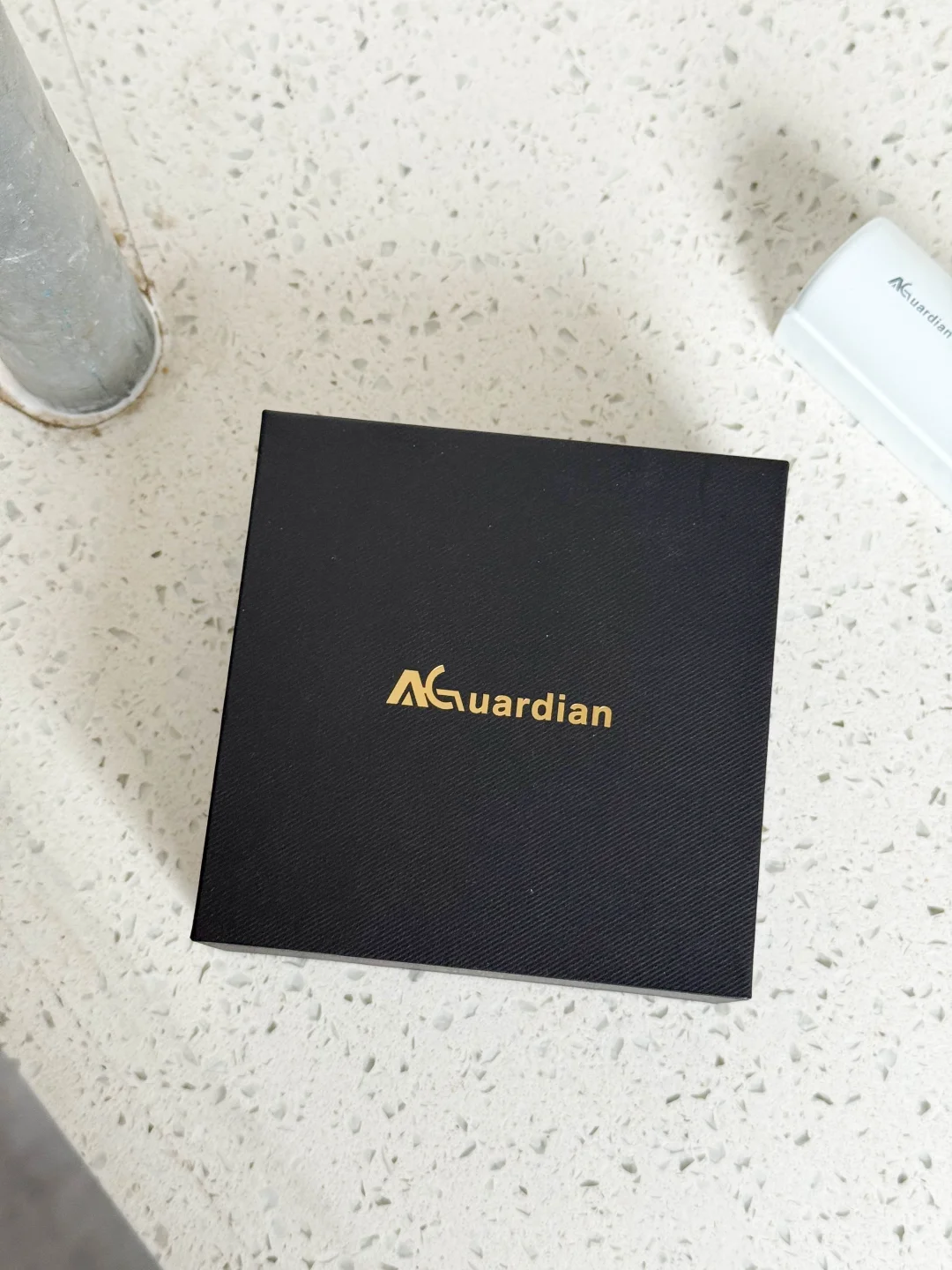 “小户型救星！66克轻便不占地”