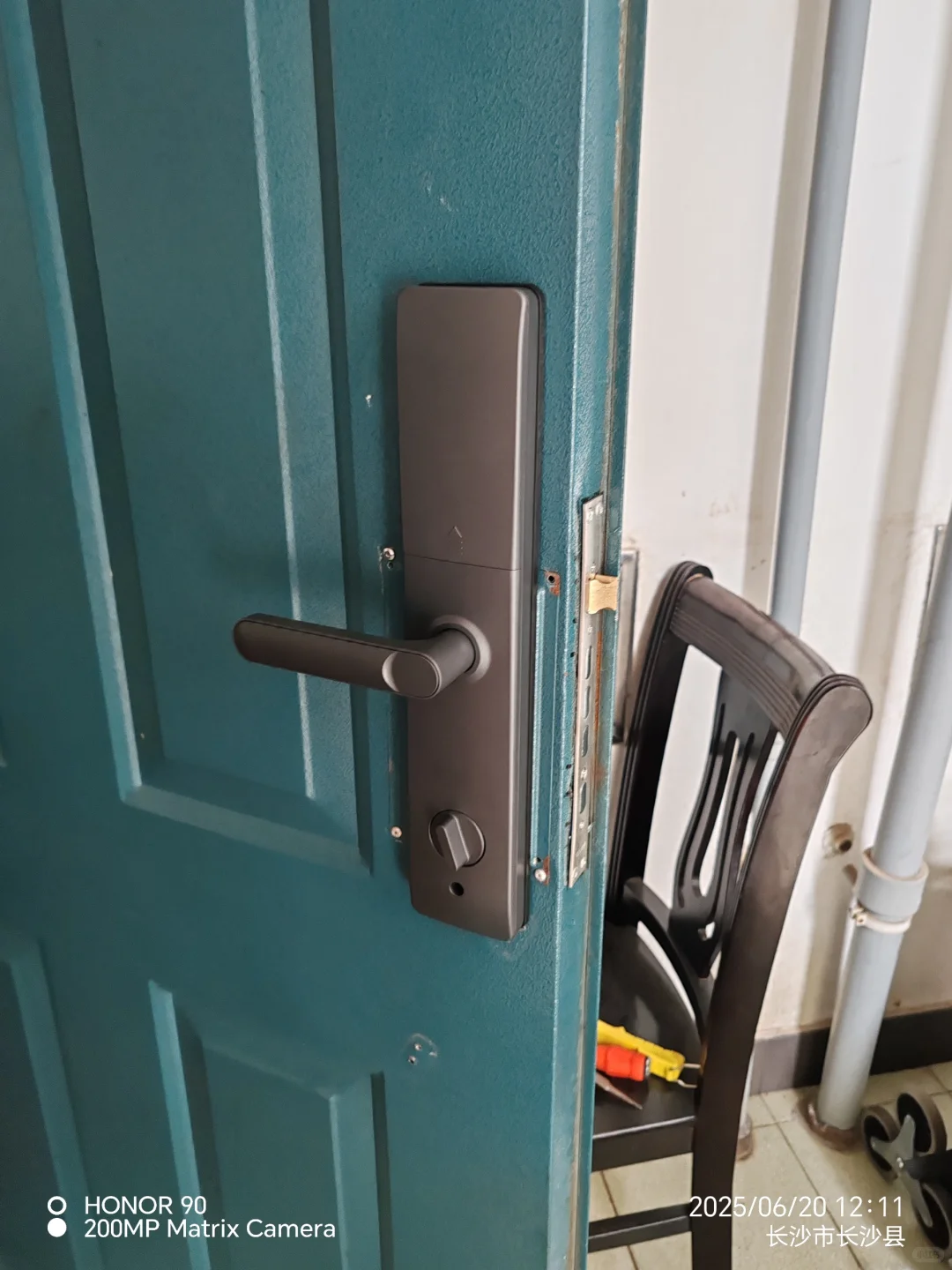 老式门自动锁不好用，更换智能锁很困难吗