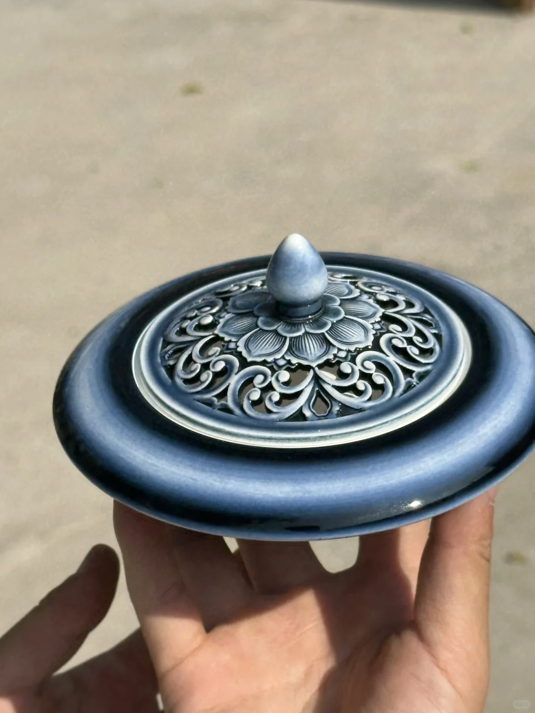 居然这个釉色感动到我了?