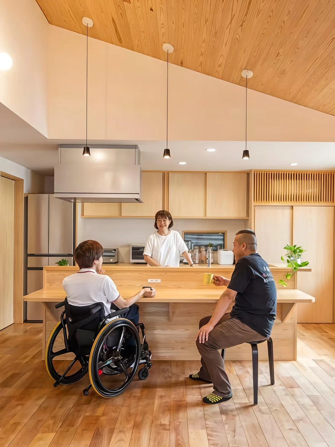 适老设计的本质：是便利，更是温柔的守护