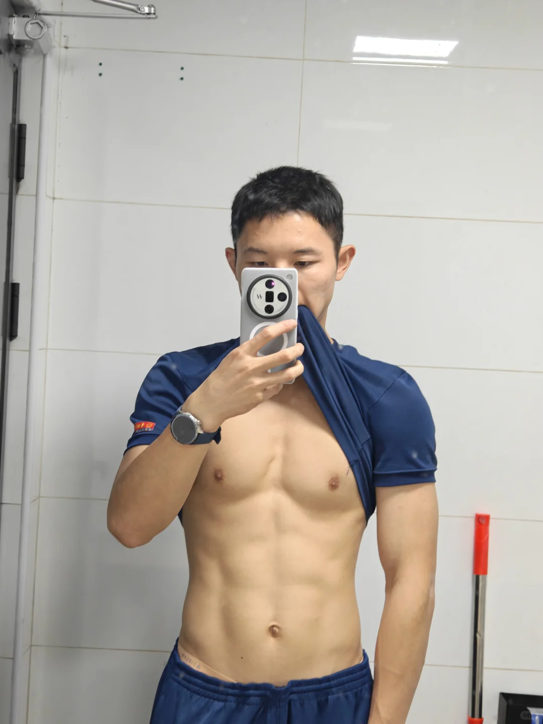 今天有点凉，有点累，记得添衣