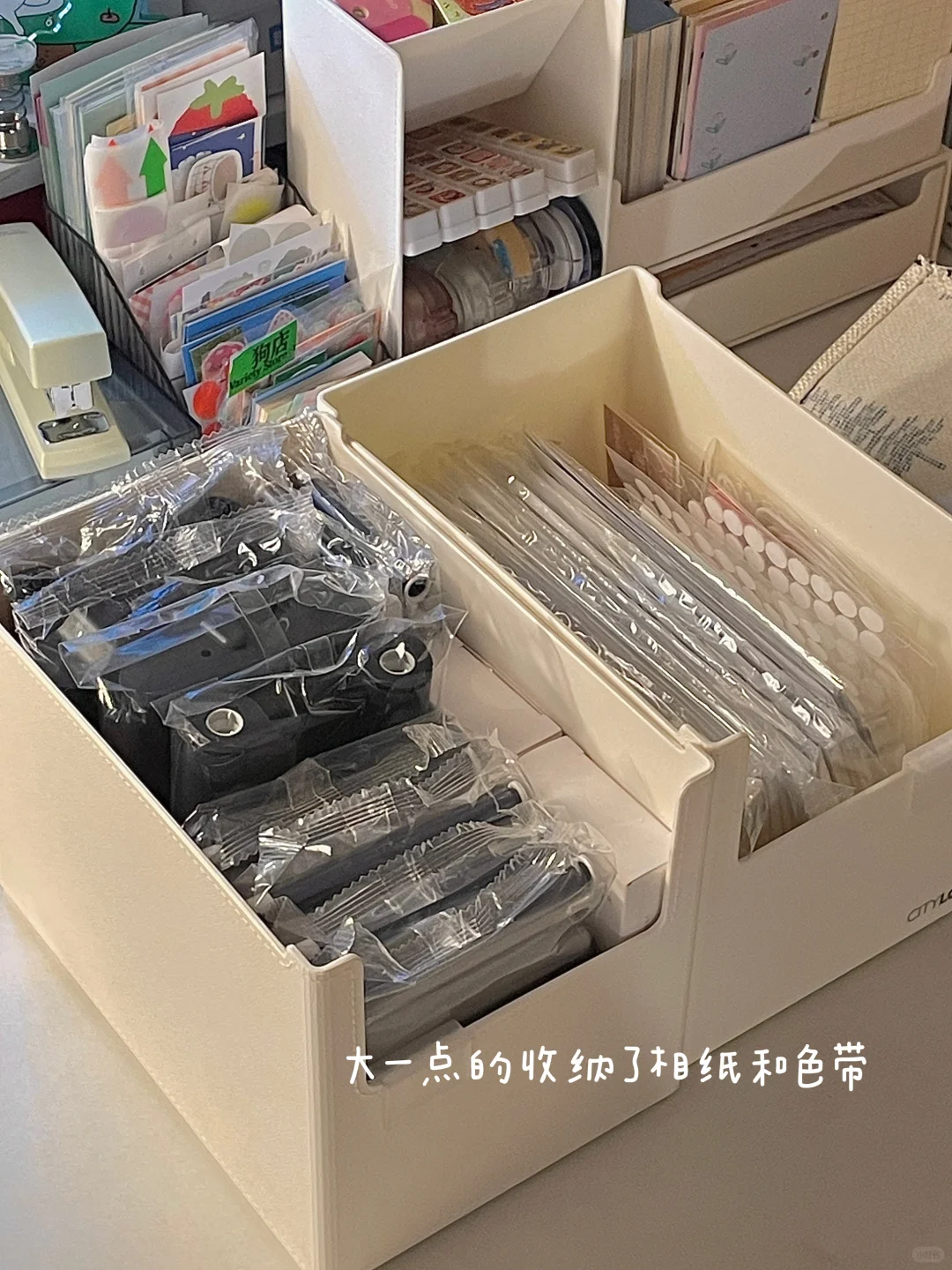 ?实用桌面收纳｜让书桌平地起高楼！！?