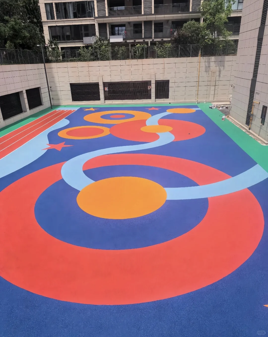 幼儿园活动区域地面首选