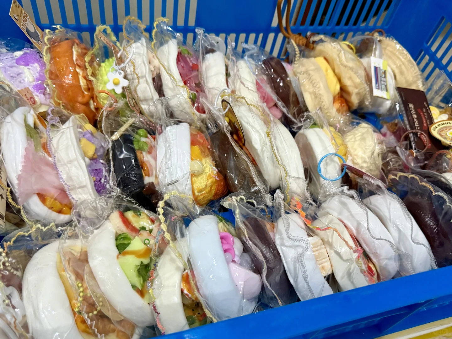 入坑一年多，花了快20w买捏捏是种什么体验？