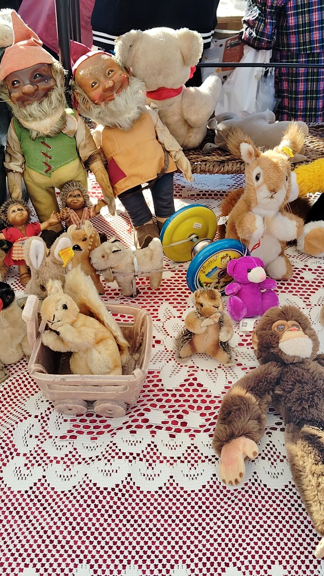 昂贵的古董毛绒玩具