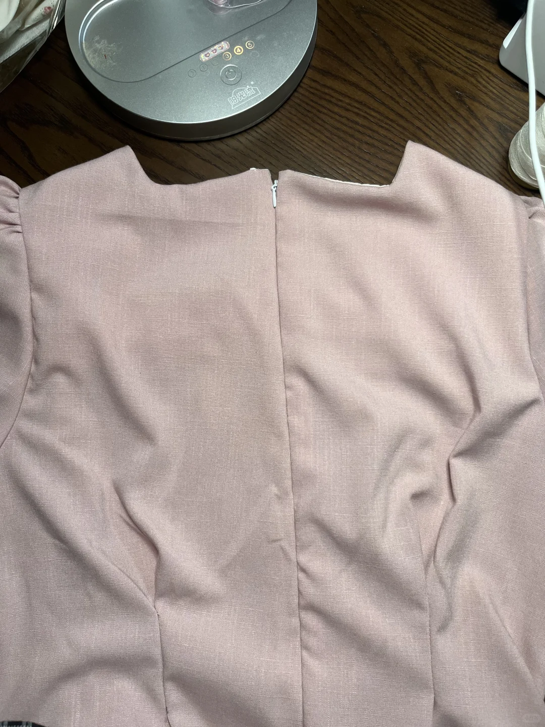 哇，我学会做隐形拉链了，看起来还不错