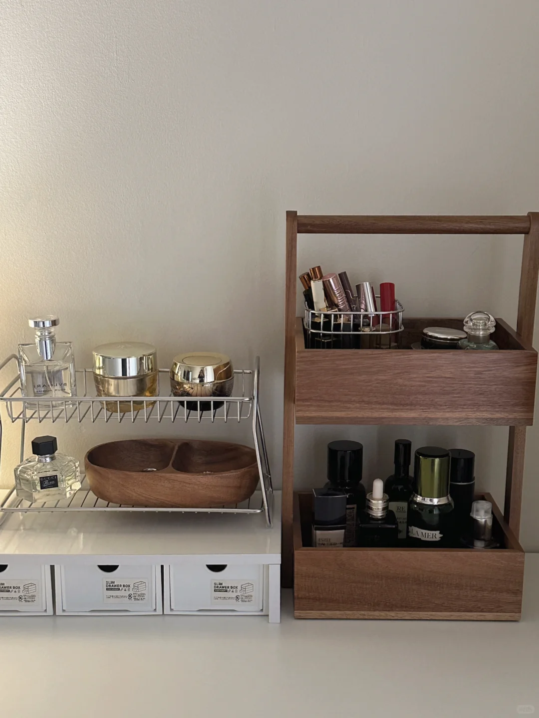 化妆桌收纳分享?，其实这2样就够了