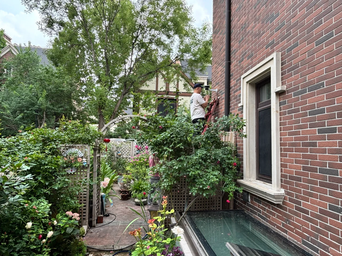 ?别墅安防监控系统｜24小时守护你的豪宅！