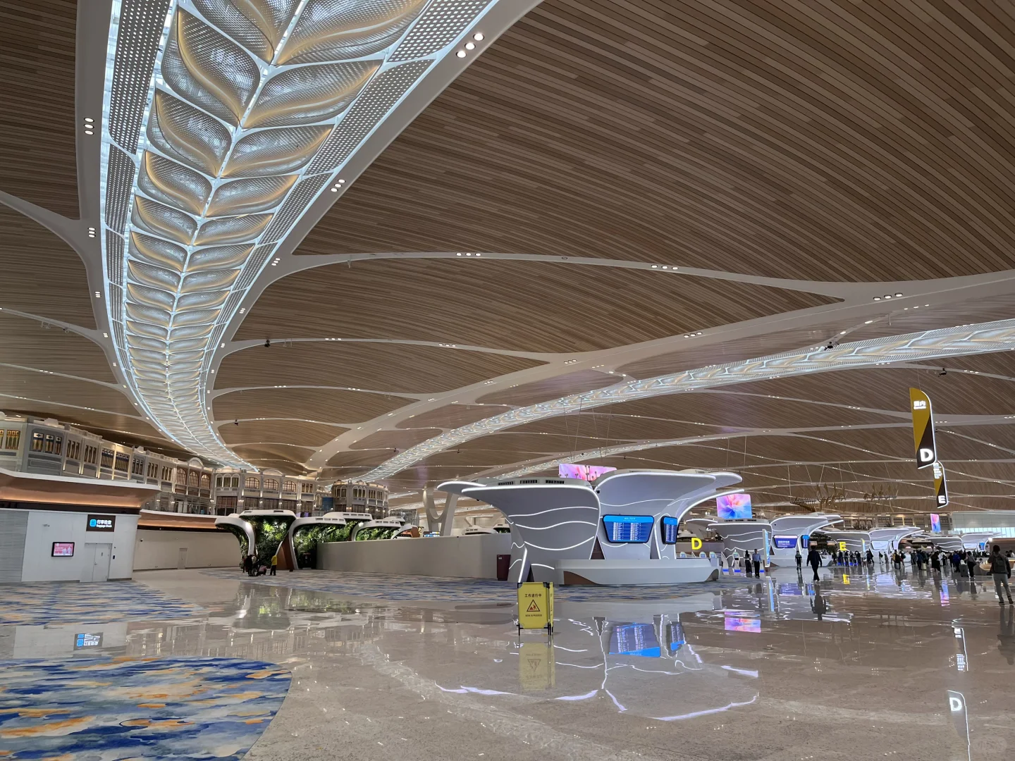 广州白云T3，fancy背后的不实用