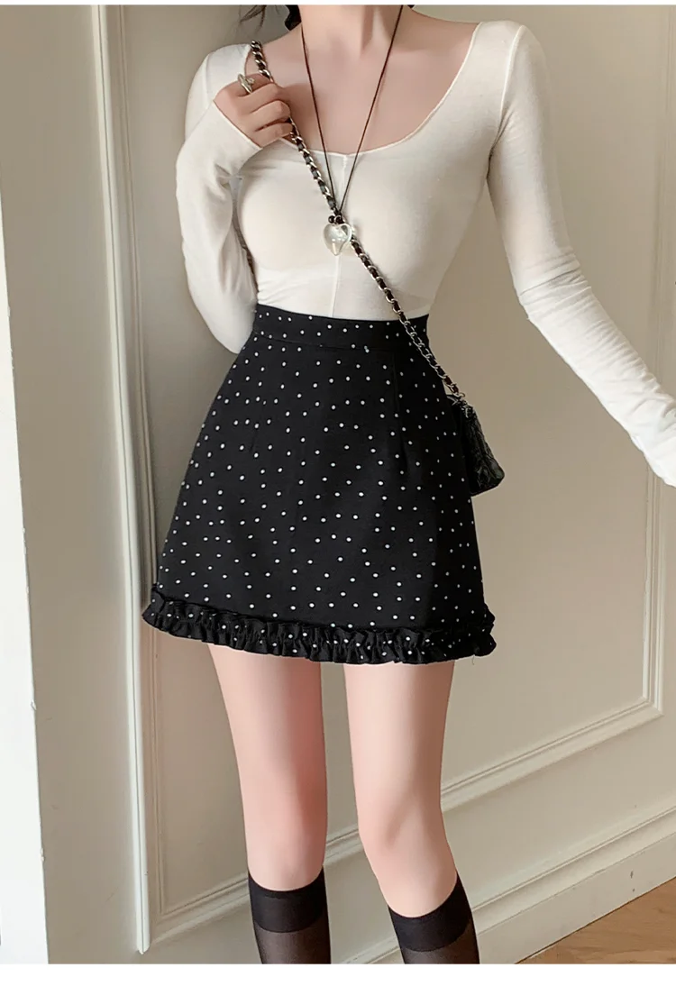美晕！这条波点 A 字半身裙谁穿谁好看✨
