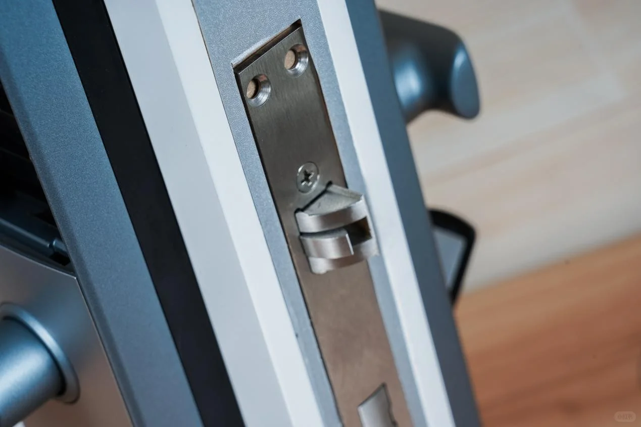 智能锁为什么还要保留传统机械钥匙