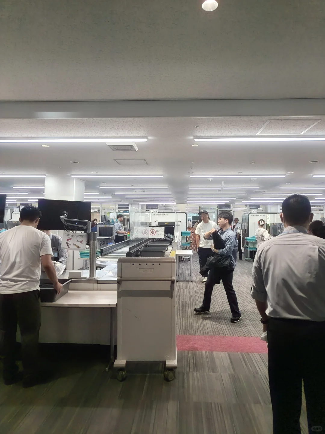 谁懂第一次在日本坐飞机过安检？太荒唐了