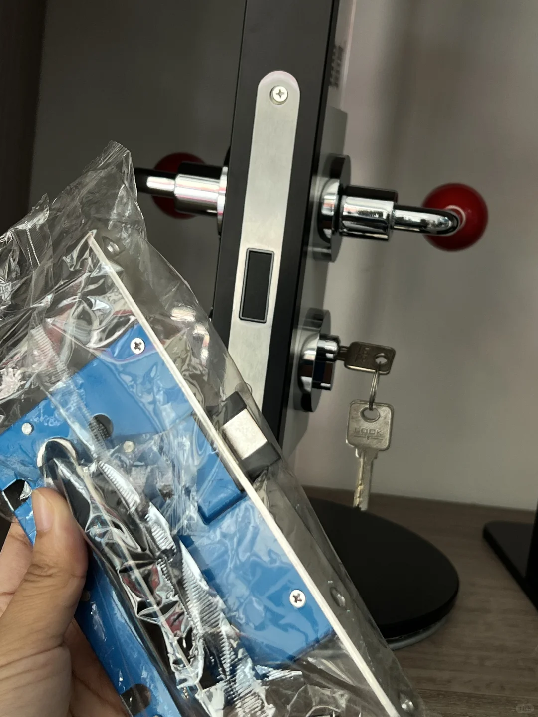 复古门磁吸锁体更换机械锁体