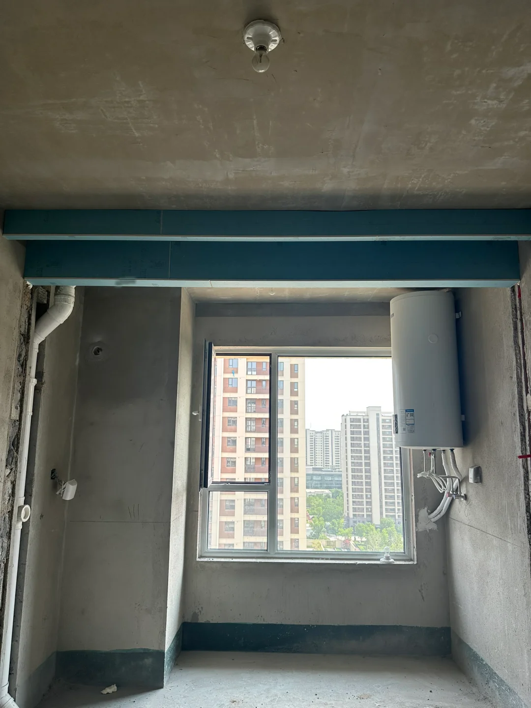 太阳能热水器vs燃气热水器？到底哪个好用