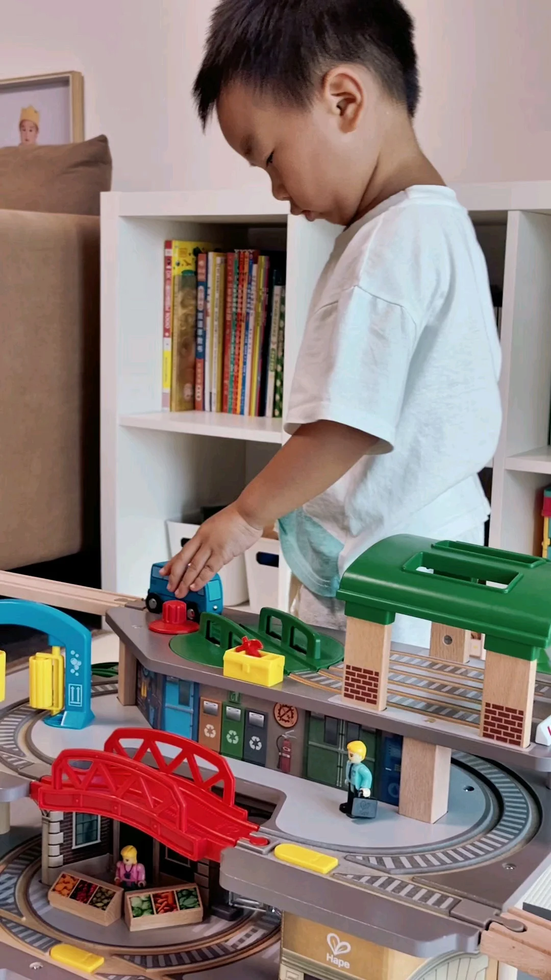 谢谢你，娃一整天没理我了…