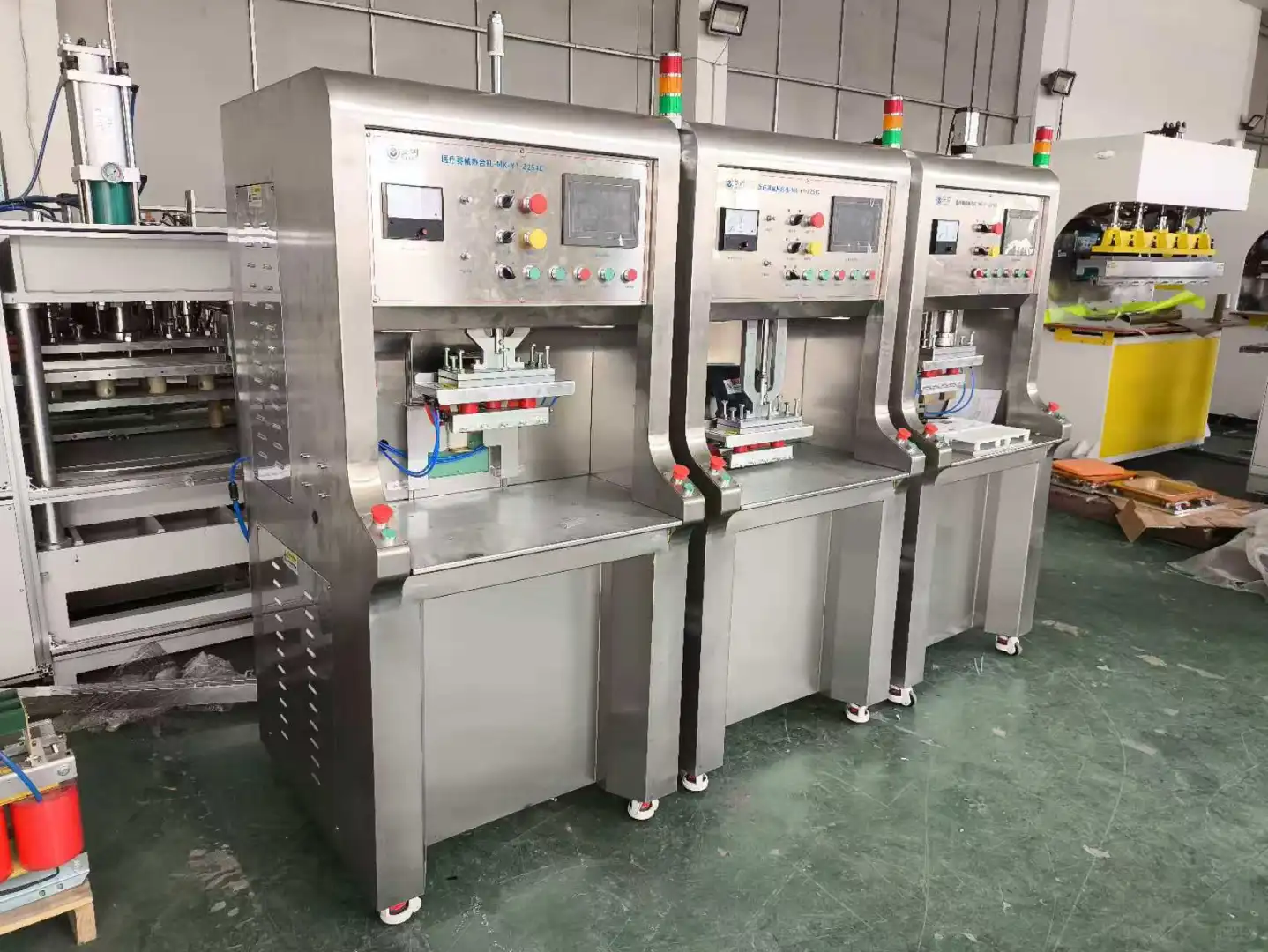 定制的这款高周波医疗管焊接机真好用