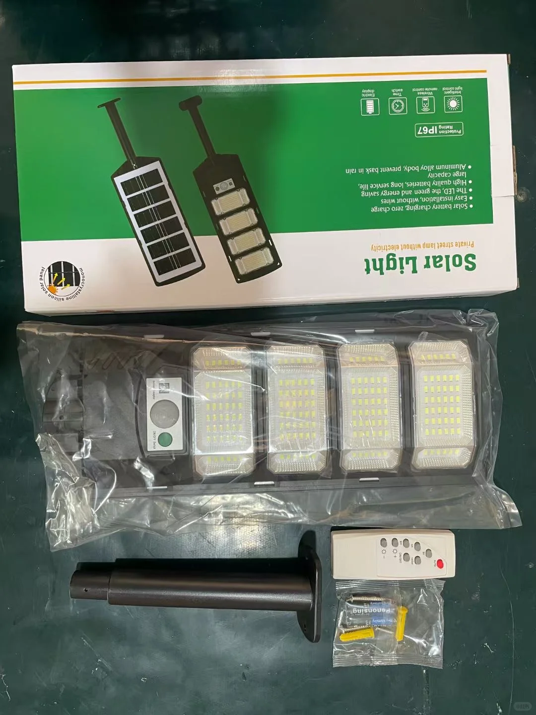 LED太阳能壁灯路灯